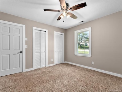 123 Plantation Dr, Hendersonville, NC 28792 - photo 6