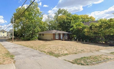 320 Graham St, Columbus, OH 43203 - photo 2