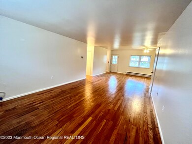 94 White St unit B, Eatontown, NJ 07724 - photo 3