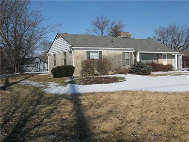 10526 E Edgewood Ave, Indianapolis, IN 46239 - photo 2