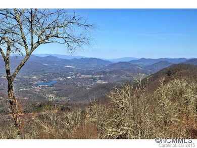 Year Round Mountain Views