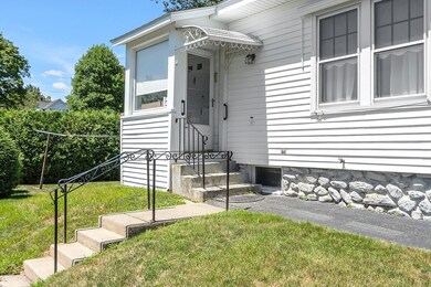 37 Rowena St, Worcester, MA 01606 - photo 7