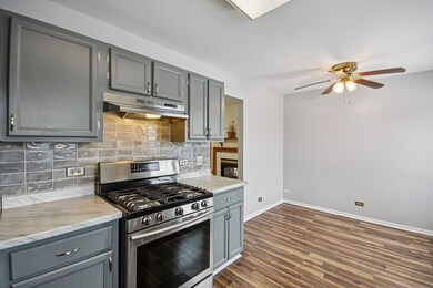 787 Daybreak Ln unit 207, Carol Stream, IL 60188 - photo 7