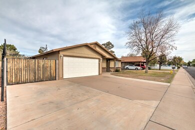 2866 E Dragoon St-4