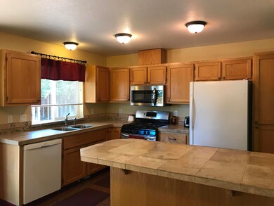 MAJESTIC-KITCHEN