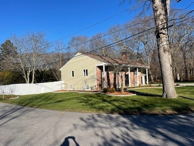 101 Gibson Rd, Bristol, RI 02809 - photo 4