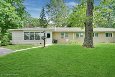 10 Connie Ln Jackson Township-large-004-