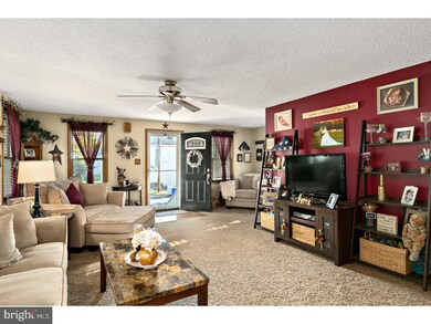 252 W Centre St, Woodbury, NJ 08096 - photo 5