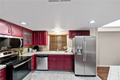 304 E Omaha Ave, Fresno, CA 93720 - photo 6