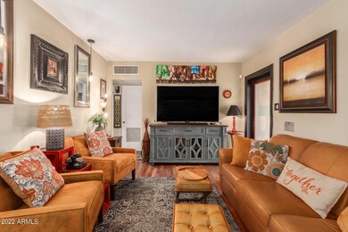 1206 E Almeria Rd, Phoenix, AZ 85006 - photo 5