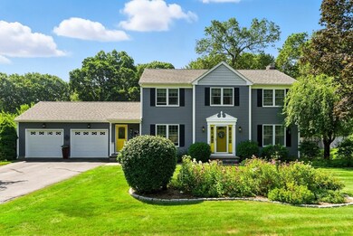 238 Elizabeth Dr, Ludlow, MA 01056 - photo 2