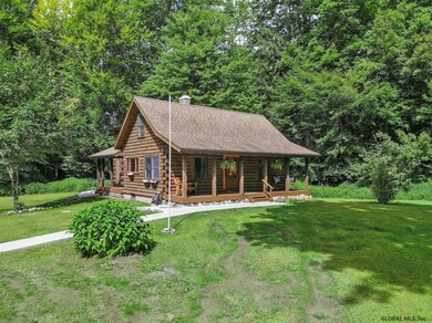 633 Goode St, Ballston Spa, NY 12020 - photo 3