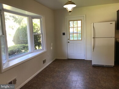 14422 Bauer Dr, Rockville, MD 20853 - photo 3