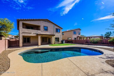 Sparkling Pebble Tech Pool