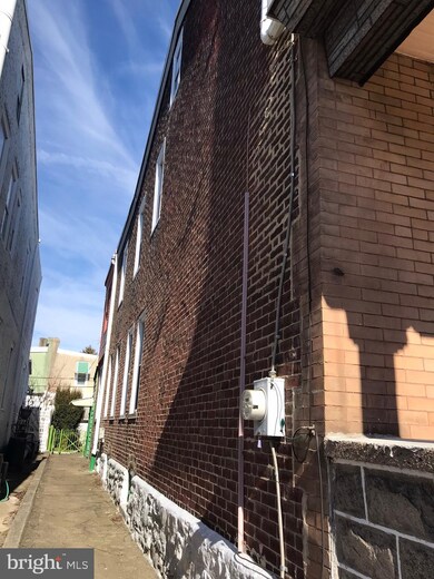 4454 Edgemont St, Philadelphia, PA 19137 - photo 4