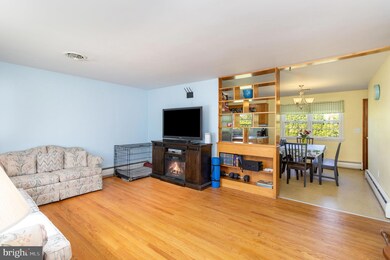 430 S Duke St, Palmyra, PA 17078 - photo 2