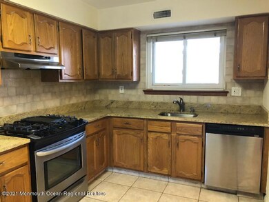 10 Victory Ct, Old Bridge, NJ 08857 - photo 5