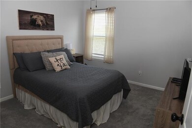 1601 Grandshire Dr, Raymore, MO 64083 - photo 7