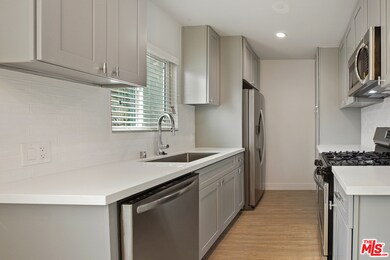 4808 Saturn St unit 1, Los Angeles, CA 90019 - photo 5