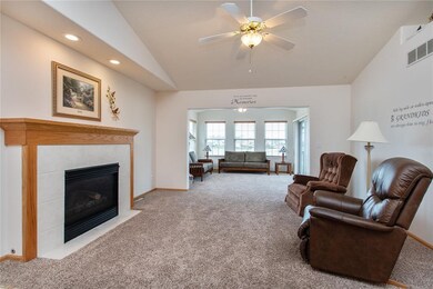 4112 Water Point Ct SW unit 4112, Cedar Rapids, IA 52404 - photo 7