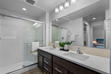 Edgewood - Main Bathroom no tub