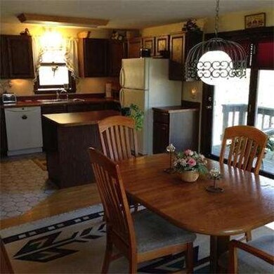 18 W Meadow Estates Dr, West Townsend, MA 01474 - photo 2