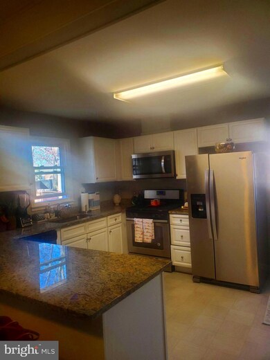 9621 Woodberry St, Lanham, MD 20706 - photo 5