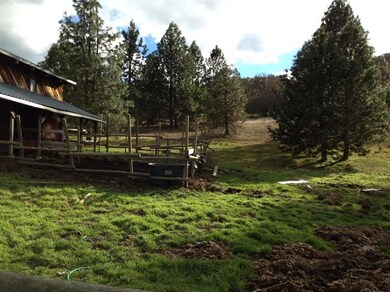 6251 Foley Ln, Central Point, OR 97502 - photo 7