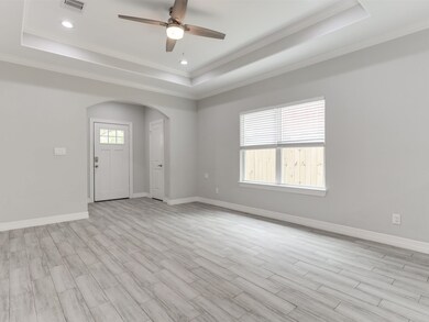 1235 Norham St, Houston, TX 77022 - photo 7