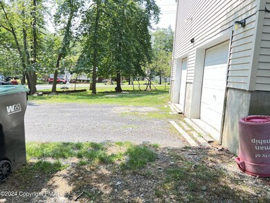 112 Lehman Rd, Bushkill, PA 18324 - photo 3