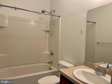 632 Timberlake Dr, Ewing, NJ 08618 - photo 7