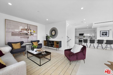 621 N Kings Rd unit 3, West Hollywood, CA 90048 - photo 4