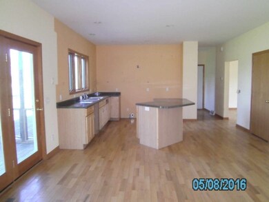 2817 Hollyhock St, Fitchburg, WI 53711 - photo 2