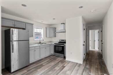 55 Sugar St unit 12, Newtown, CT 06470 - photo 3