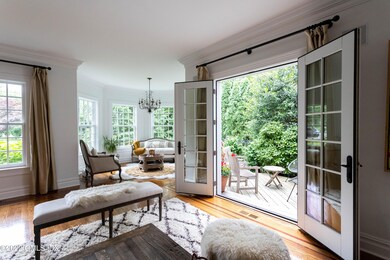 42 Breezemont Ave (17 of 43) - Copy