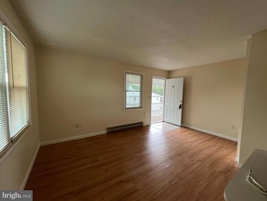 123 W 7th Ave unit 12, Ranson, WV 25438 - photo 3