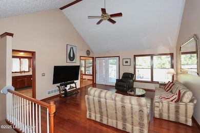 7012 Summerfield Way, Floyds Knobs, IN 47119 - photo 3