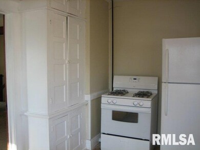 808 E High St, Davenport, IA 52803 - photo 5