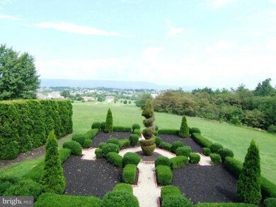 1590 Bunker Ct, Chambersburg, PA 17202 - photo 3