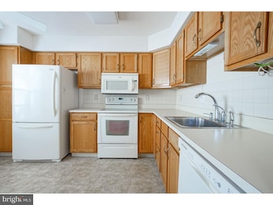 3003 Sweetleaf Terrace unit 3003, Mount Laurel, NJ 08054 - photo 4