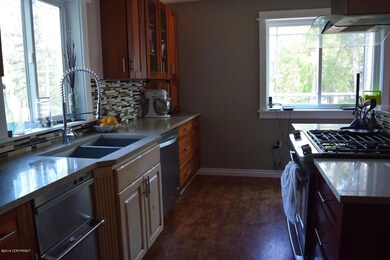 DSC_0012 kitchen 2
