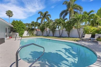 1151 Jardin Dr, Naples, FL 34104 - photo 3