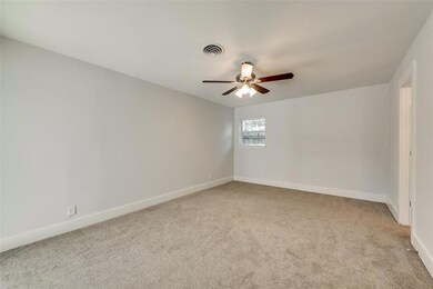 705 Bedford Ct W, Hurst, TX 76053 - photo 4