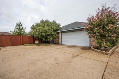 3219 Meandering Way, Granbury, TX 76049 - photo 6