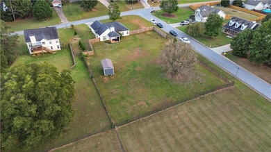 1016 Easy St, Winder, GA 30680 - photo 5