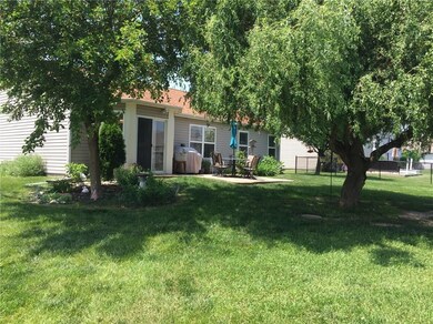 2563 Monarchy Ln, Greenwood, IN 46143 - photo 5