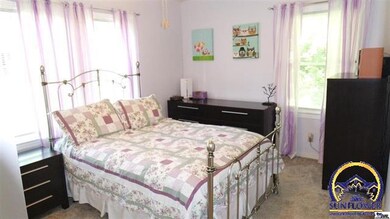 1659 SW 22nd St, Topeka, KS 66611 - photo 4