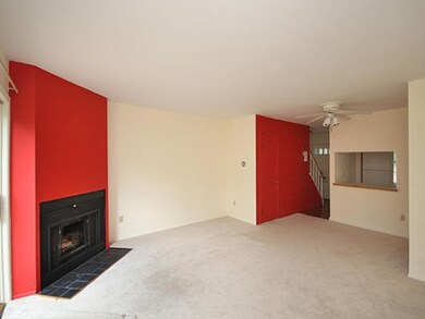 263-360043-livingroom 2
