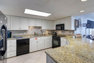 11_Kitchen_01