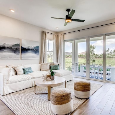 26964 SW 132nd Ct Rd unit 1, Homestead, FL 33032 - photo 2